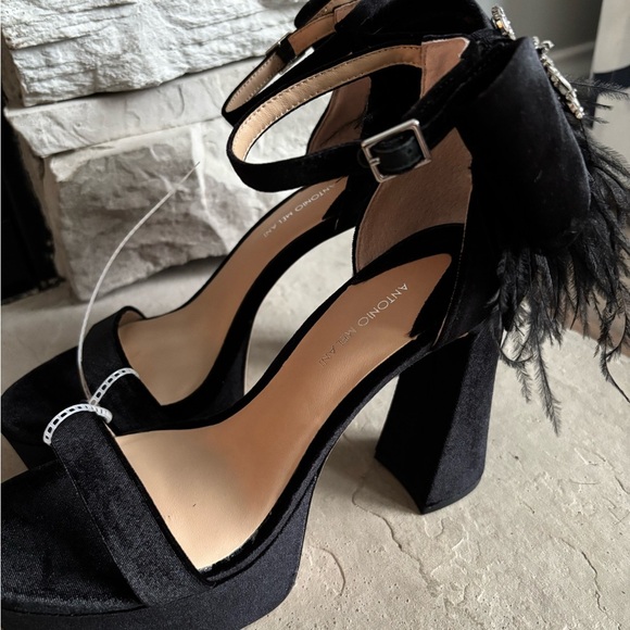 NWT Antonio Melani Velvet Platform Dress feathers bows Sandals heels prom, 8 - Picture 6 of 8